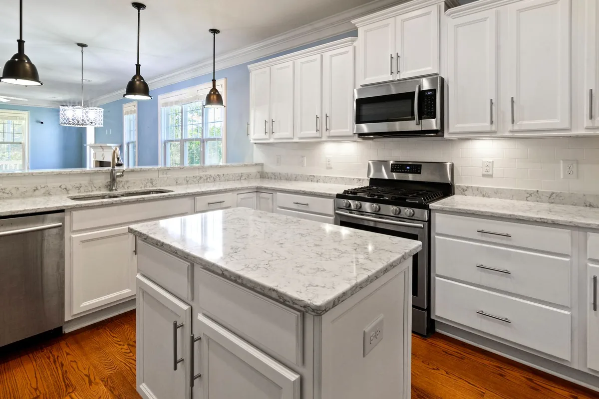 Filth & Squalor Cleanup in Apple Mountain Lake, VA